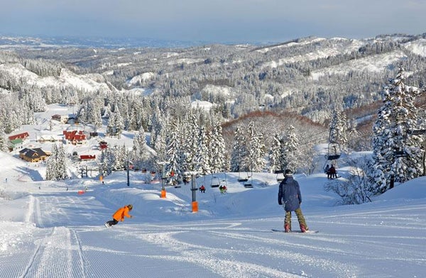 【往復新幹線指定席で行く】「ホテルグリーンプラザ上越」 1泊2日【滞在中リフト入場券&ブランドレンタル(ホテル貸出)付】【夕食・翌朝食付】2
